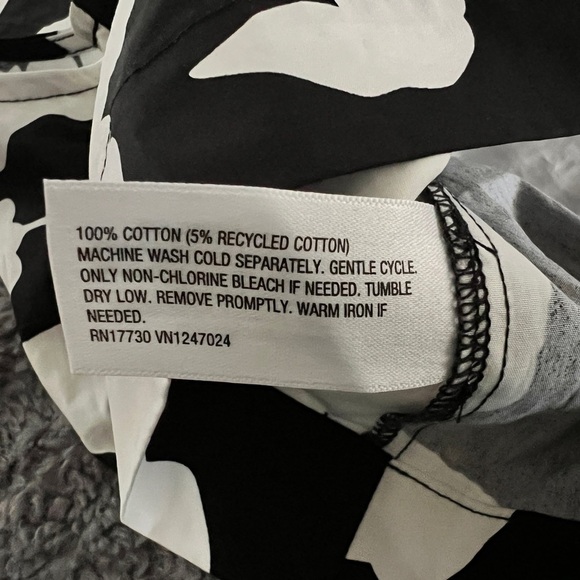 Kate Spade White Sleeveless Crop Tank Top - Picture 4 of 4